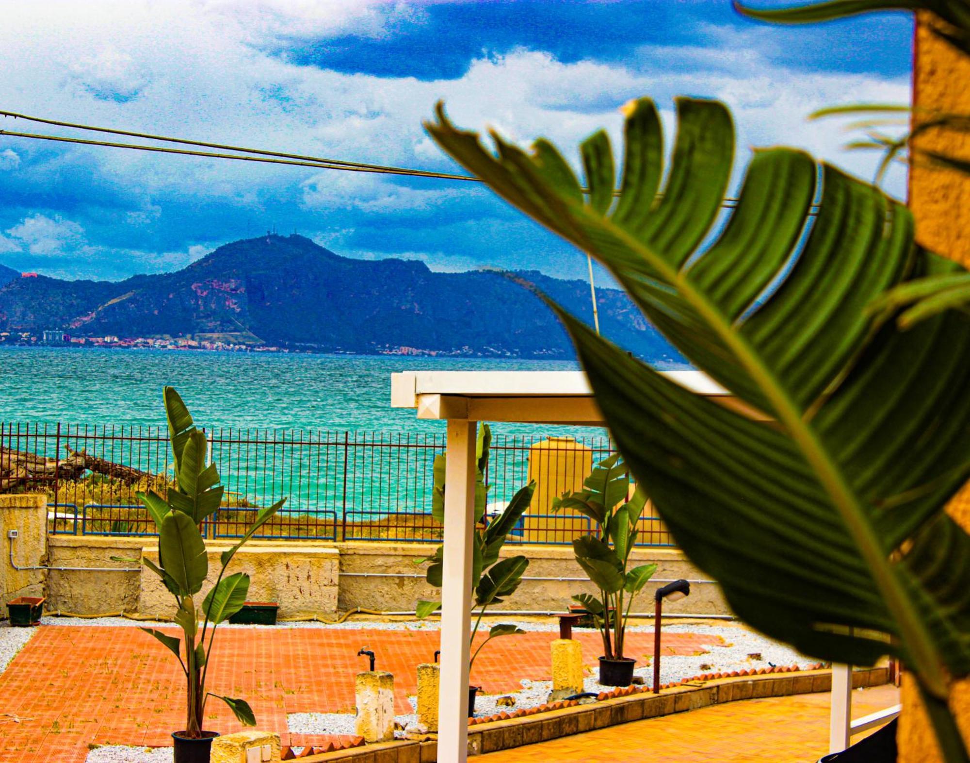 Oltremare N37 Casa Al Mare E Giardino Bagheria